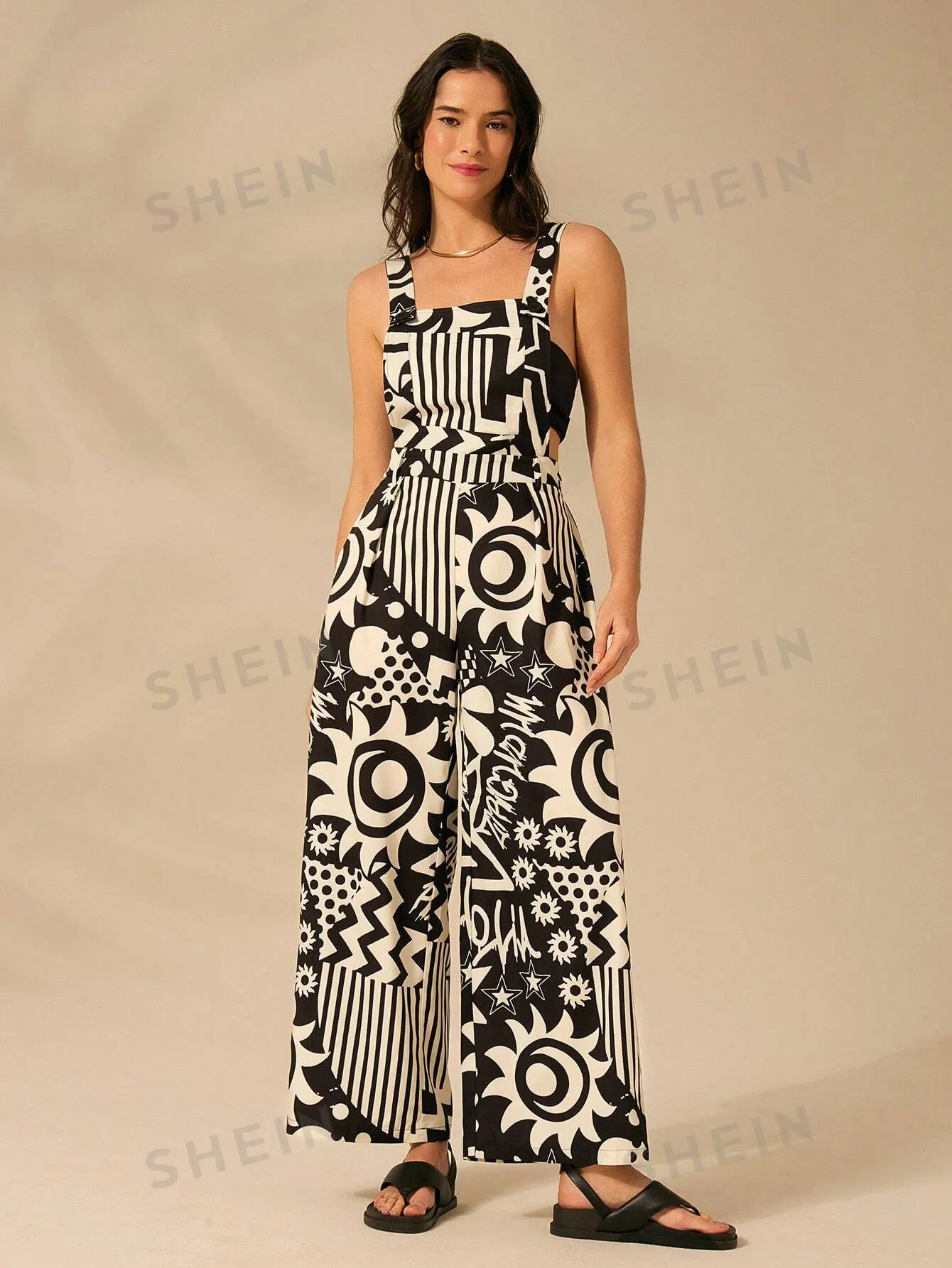 CAJUNI Sun And Star Printed Large Pockets Long-Strap Jumpsuit