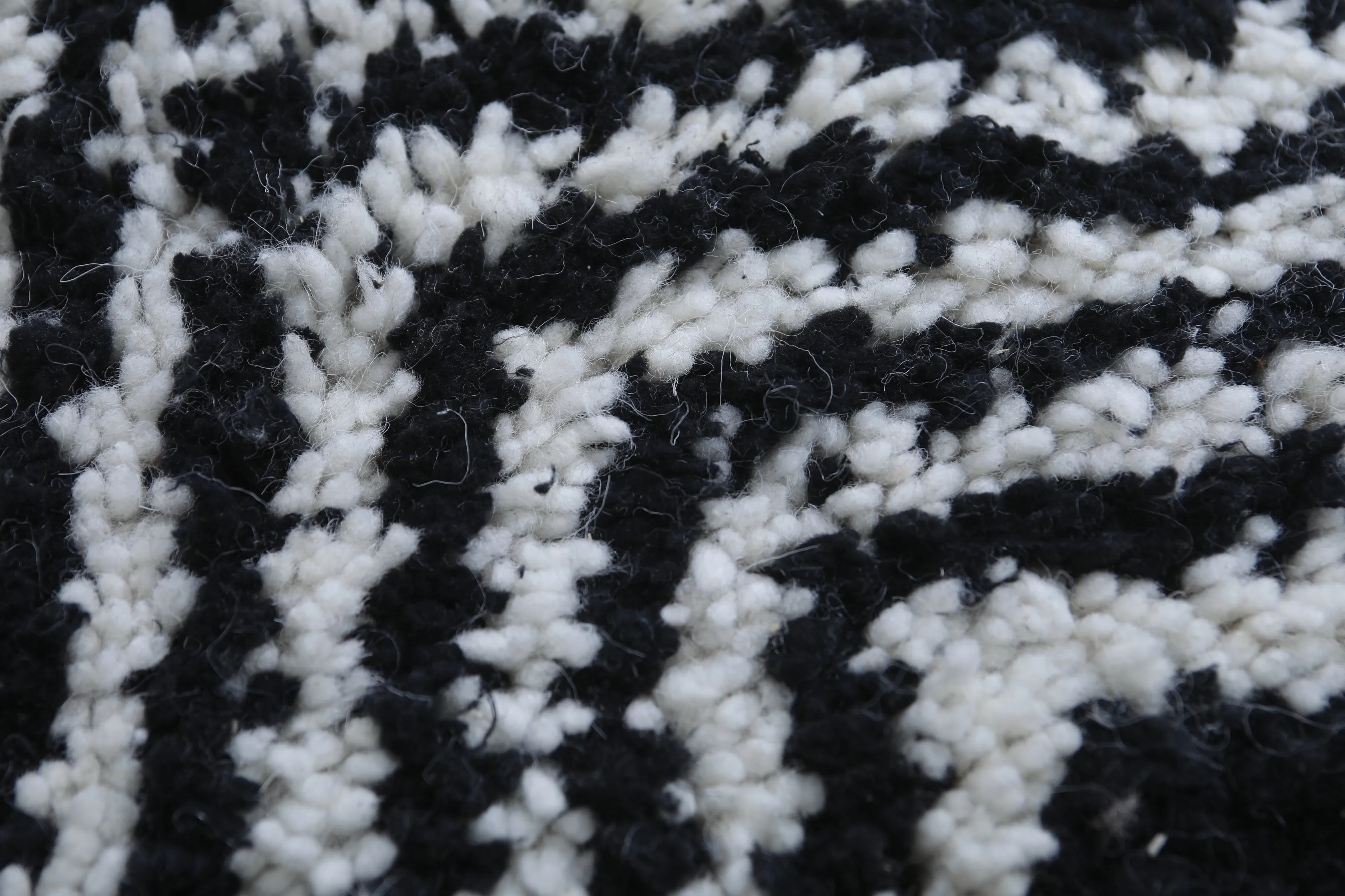 Handmade berber rug - Custom moroccan rug - Wool rug