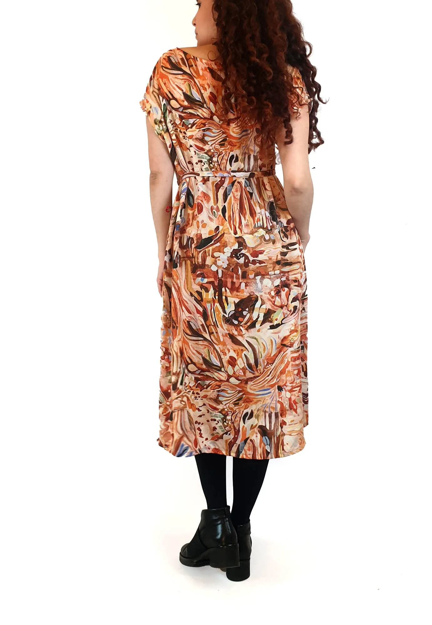 Kuwaii beautiful autumnal print dress size 10
