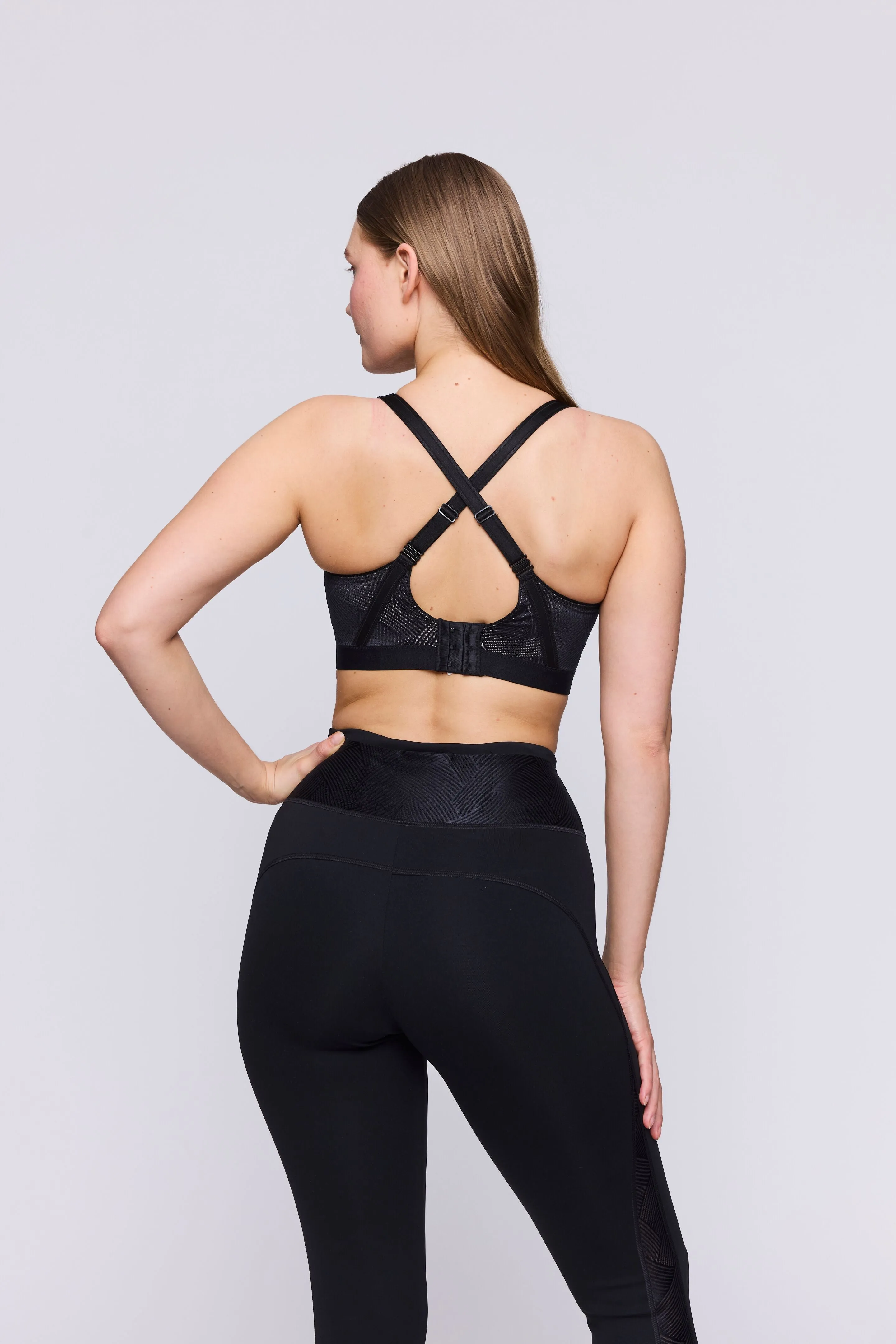 The Game Wired Sports Bra In Black - Prima Donna